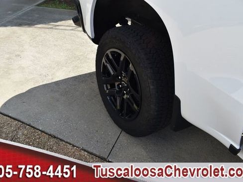 Used 2026 Chevrolet Silverado 1500 LT Trail Boss w/ Convenience Package II image 13