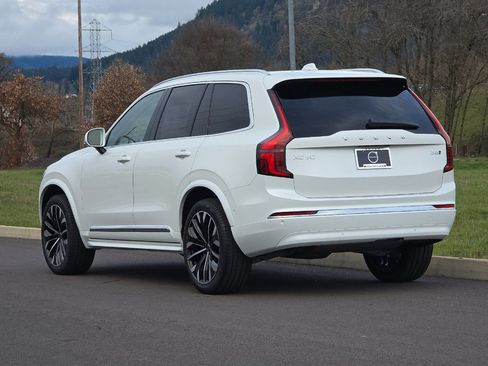 New 2026 Volvo XC90 B5 Plus w/ Protection Package AWD/4WD image 5