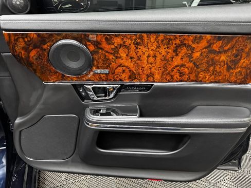 Used 2016 Jaguar XJ R-Sport image 57