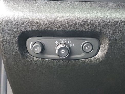 Used 2018 Chevrolet Traverse LT w/ LPO, Floor Liner Package image 8