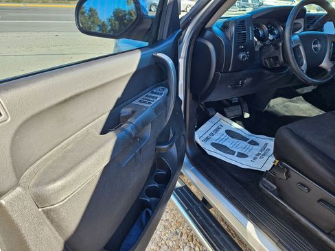 Used 2013 GMC Sierra 1500 SLE w/ Power Tech Package image 5