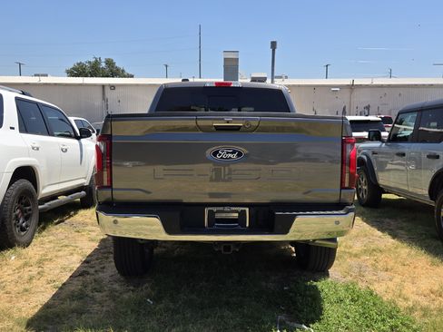 Used 2024 Ford F150 Lariat w/ FX4 Off-Road Package AWD/4WD image 5