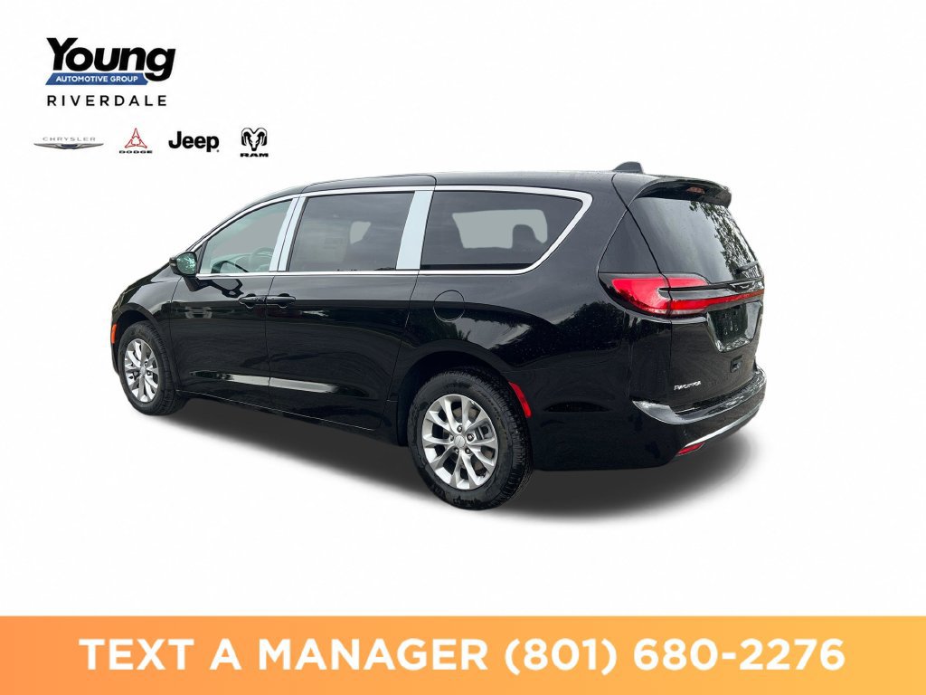 New 2027 Chrysler Pacifica Select w/ Family Tech Group AWD/4WD image 3