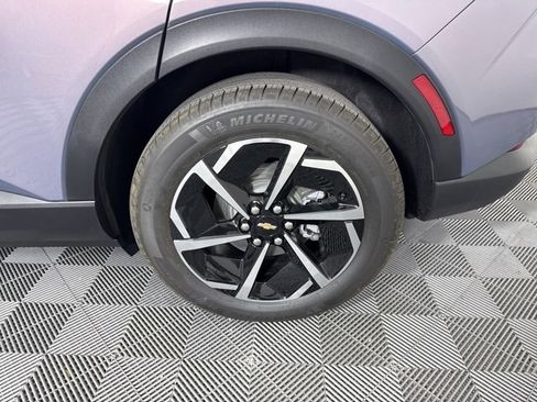 New 2026 Chevrolet Equinox EV LT image 10