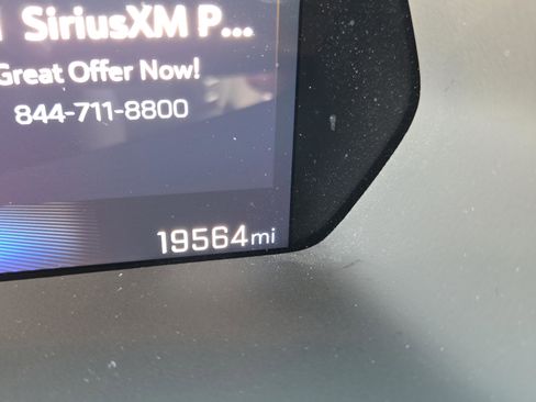 Used 2024 Chevrolet Colorado Trail Boss w/ Technology Package image 27