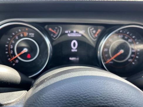 Used 2019 Jeep Wrangler Unlimited Sport AWD/4WD image 35