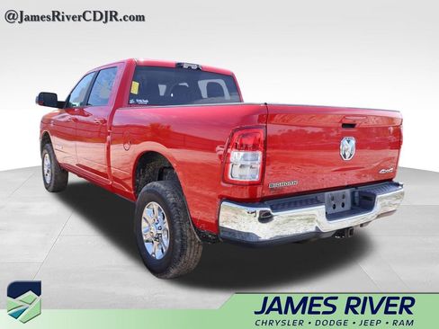Used 2022 RAM 2500 Big Horn w/ Level A Equipment Group AWD/4WD image 17
