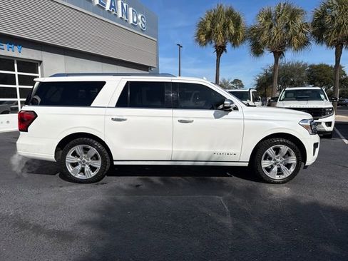 Used 2023 Ford Expedition Max Platinum image 9