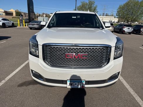 Used 2016 GMC Yukon XL Denali w/ Open Road Package AWD/4WD image 7