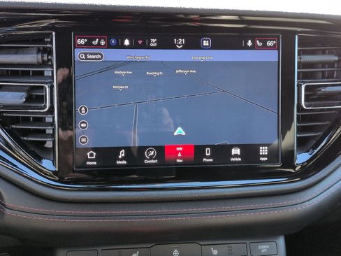 Used 2021 Dodge Durango R/T w/ Blacktop Package image 24