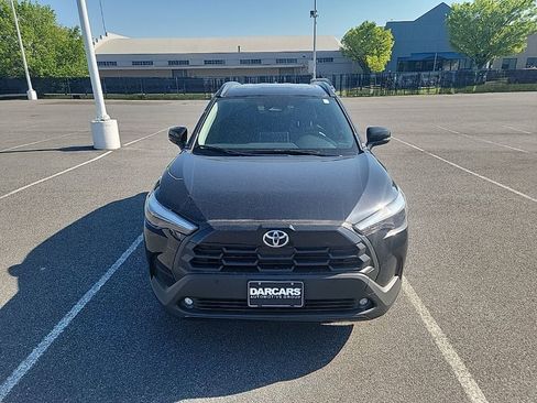 Used 2026 Toyota Corolla Cross XLE w/ Convenience Package image 3