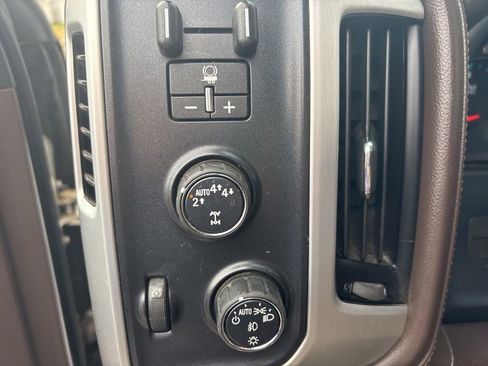 Used 2018 GMC Sierra 1500 SLT w/ SLT Premium Package image 12