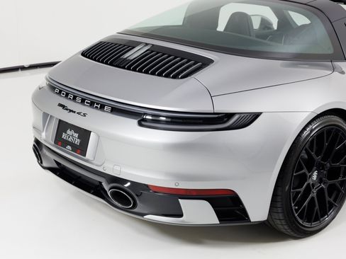 Used 2022 Porsche 911 Targa 4S AWD/4WD image 75