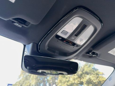 New 2026 Volvo XC90 T8 Ultra image 22