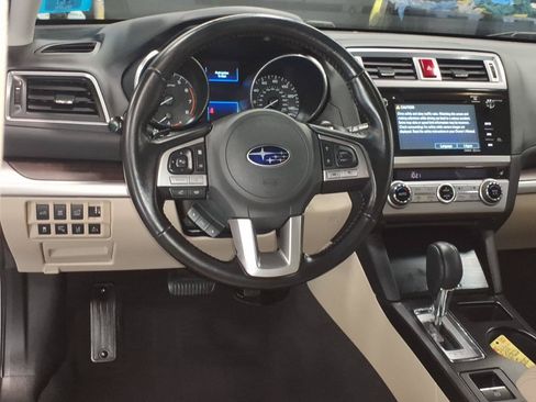 Used 2016 Subaru Outback 2.5i Limited AWD/4WD image 11