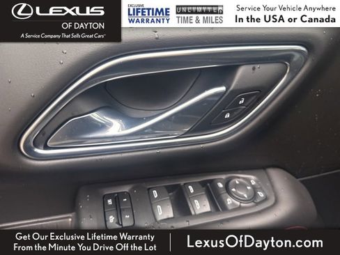 Used 2021 Chevrolet Tahoe RST w/ Luxury Package image 12