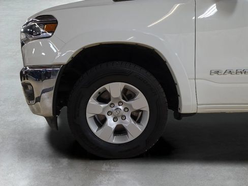 Used 2025 RAM 1500 Big Horn AWD/4WD image 24