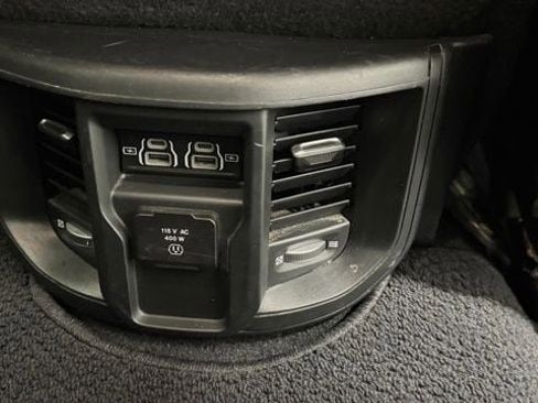 Used 2022 RAM 3500 Laramie image 17