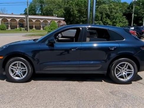 Used 2021 Porsche Macan image 5