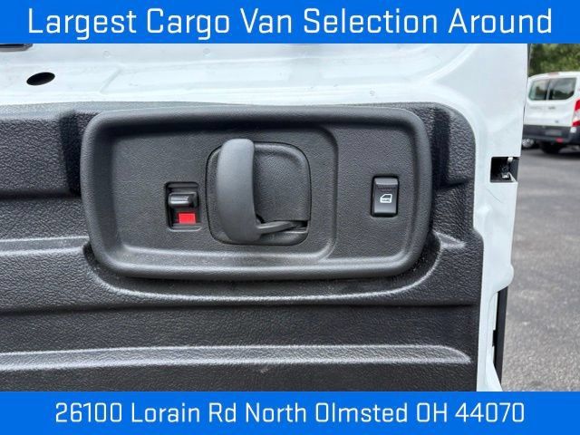 Used 2025 Chevrolet Express 2500 w/ Driver Convenience Package RWD image 7
