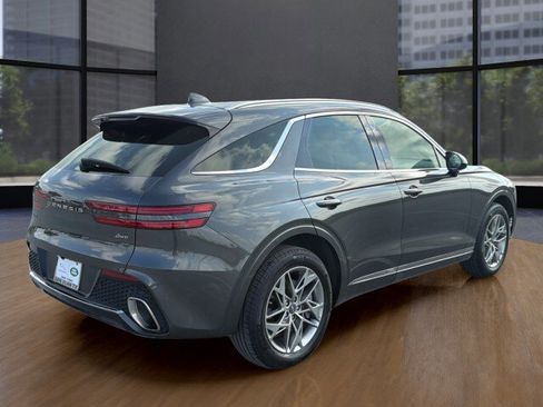 Used 2025 Genesis GV70 2.5T image 16