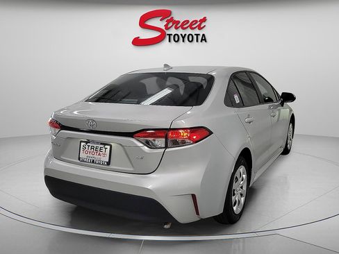 Certified 2024 Toyota Corolla LE image 4