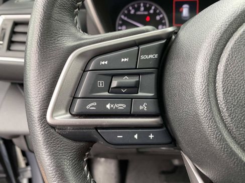 Used 2023 Subaru Ascent Limited w/ Technology Package AWD/4WD image 18