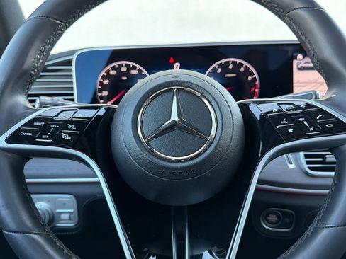 Used 2024 Mercedes-Benz GLE 350 4MATIC image 23