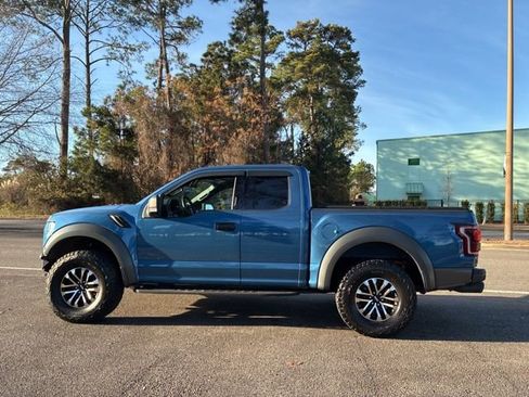 Used 2019 Ford F150 Raptor w/ Equipment Group 801A Mid image 6