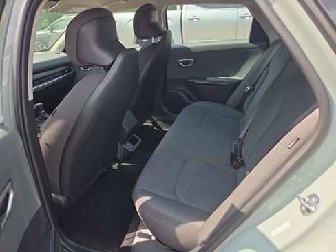 Used 2025 Kia K4 LXS image 10