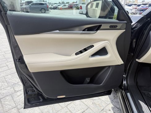 Certified 2023 INFINITI QX60 Luxe w/ Vision Package FWD image 10