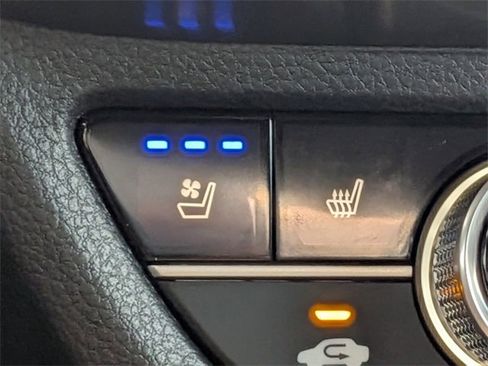 Certified 2025 Acura ADX A-Spec image 29