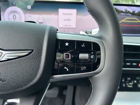New 2026 Genesis GV70 2.5T Advanced w/ G1 Accessory Package AWD/4WD image 35