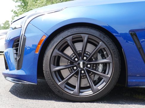 Used 2022 Cadillac CT4 V Blackwing w/ Technology Package RWD image 11