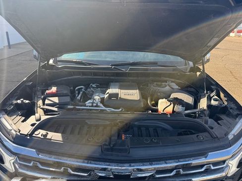 Used 2022 Chevrolet Silverado 1500 LTZ w/ LTZ Premium Package image 20