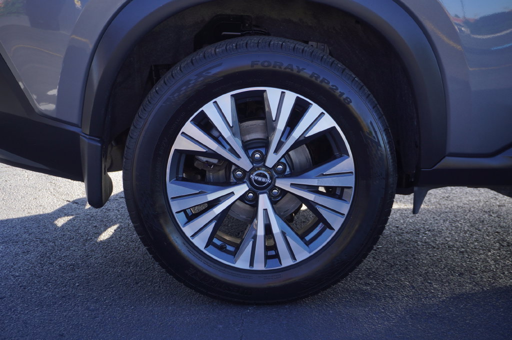 Used 2023 Nissan Rogue SV AWD/4WD image 12