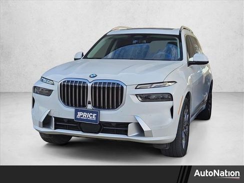 Used 2023 BMW X7 xDrive40i image 1