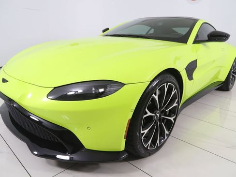 Used 2019 Aston Martin V8 Vantage Coupe RWD image 81