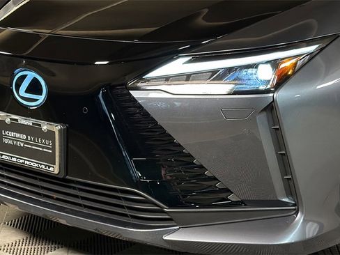 Certified 2025 Lexus RZ 450e image 3