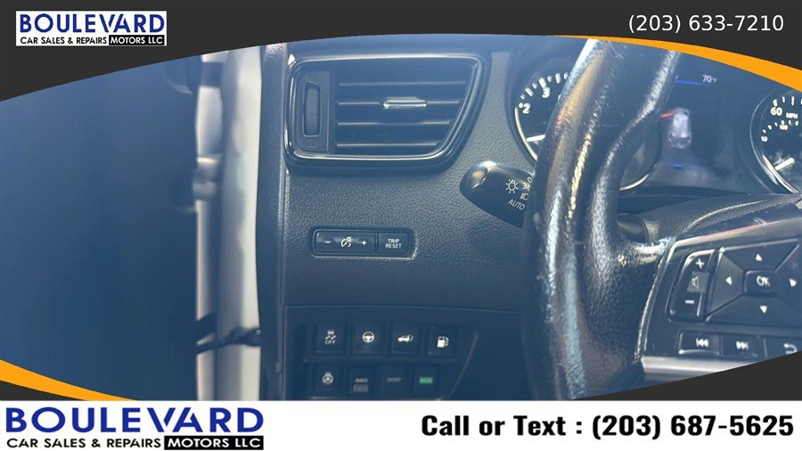 Used 2020 Nissan Rogue SV w/ Sun & Sound Touring Package AWD/4WD image 26