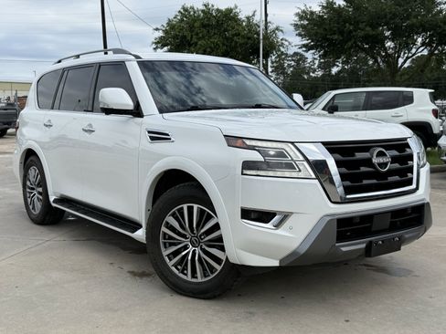 Used 2021 Nissan Armada SL RWD image 2