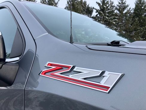 Used 2019 Chevrolet Silverado 1500 LTZ image 6