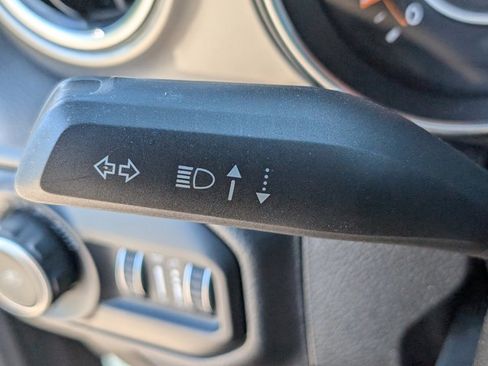 Used 2020 Jeep Wrangler Unlimited Sahara AWD/4WD image 25