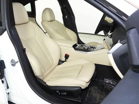 Used 2023 BMW i4 eDrive35 w/ Premium Package RWD image 19