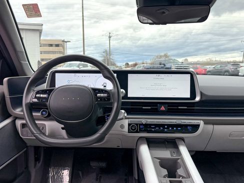 Used 2023 Hyundai Ioniq 6 SEL image 22