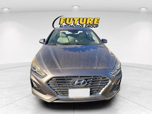 Used 2019 Hyundai Sonata SE image 1