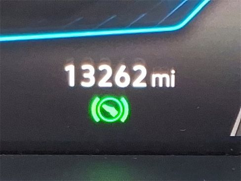 Used 2024 Volkswagen Tiguan SE R-Line image 20