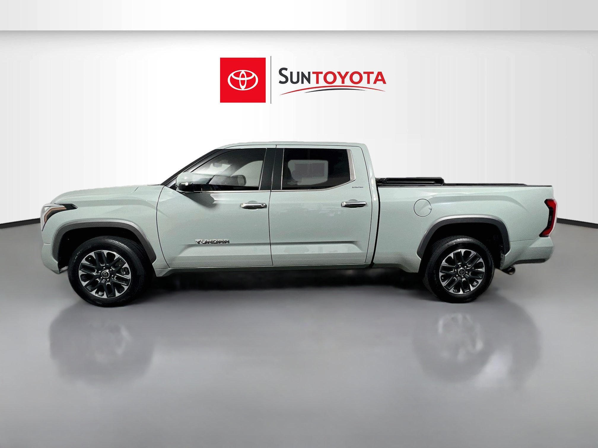 Used 2024 Toyota Tundra Limited RWD image 7