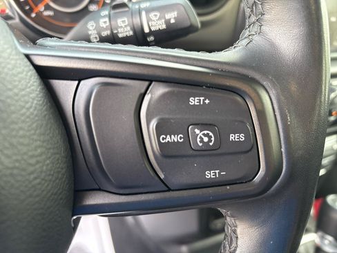 Used 2021 Jeep Wrangler Unlimited Sport AWD/4WD image 17