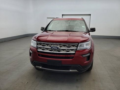 Used 2018 Ford Explorer XLT image 15